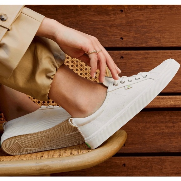 Cariuma unisex oca low shadow blue canvas sneakers Size 6.5Women 5Mens - Picture 14 of 14